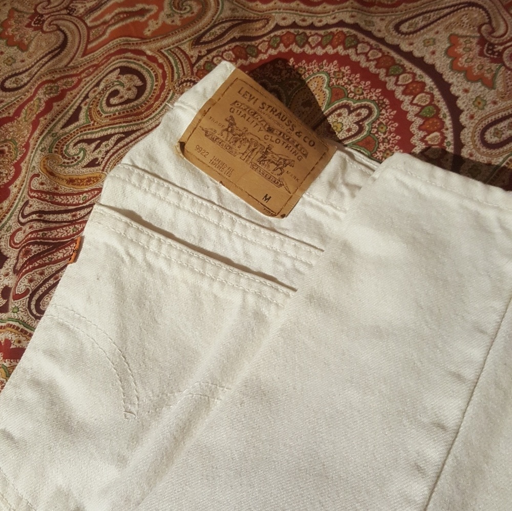 White Levi Jeans 16R